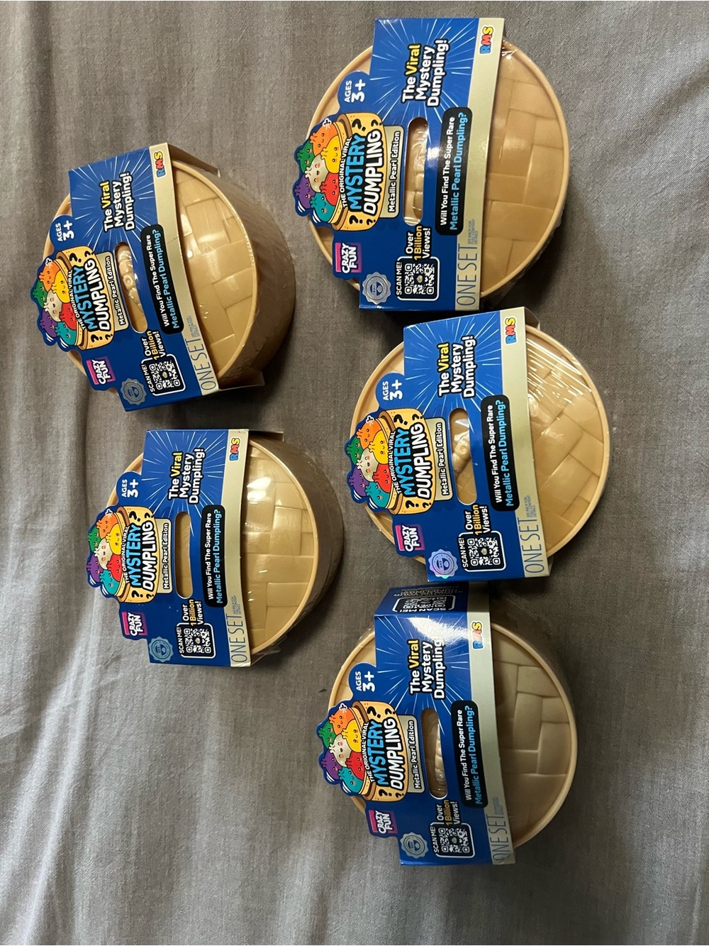 Lot of 5 metallic pearl dumplings